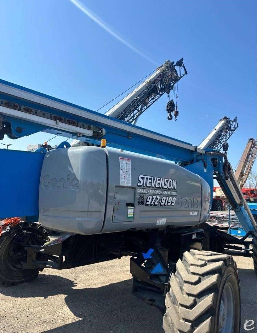 2012 Genie Z135/70