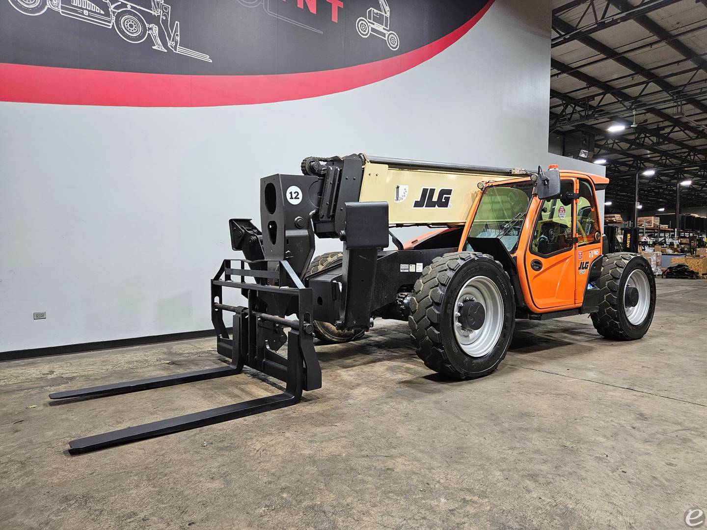 2020 JLG 1255