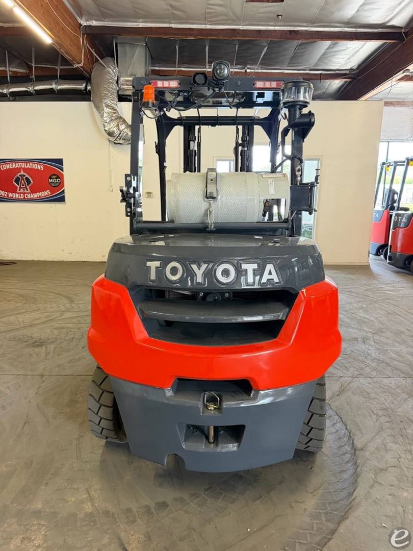 2018 Toyota 8FG40U