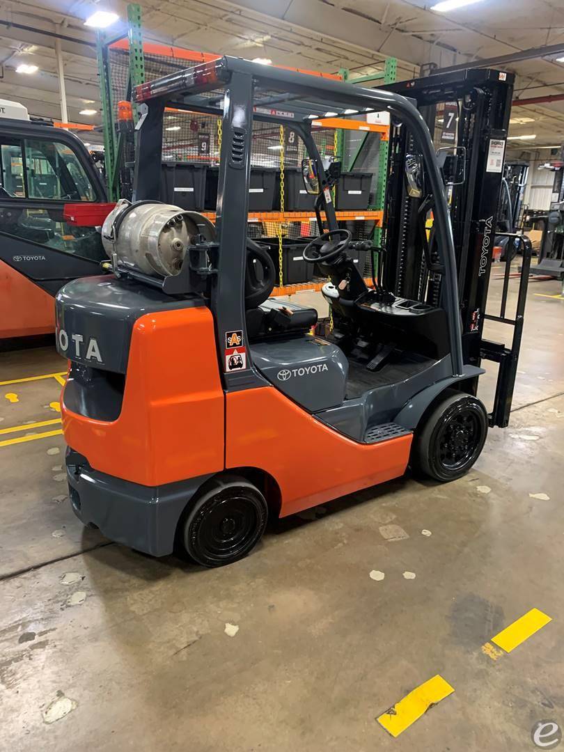 2018 Toyota 8FGCU30 LP Gas Forklift...
