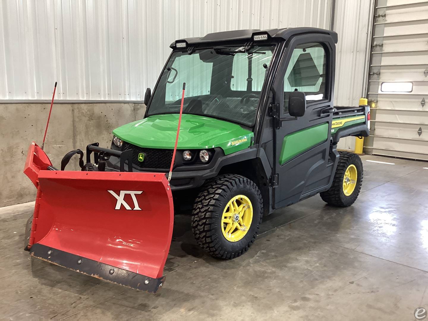 2023 John Deere Gator XUV