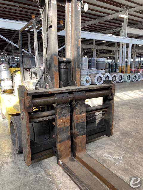 2005 Hoist Liftruck F400 @ 30