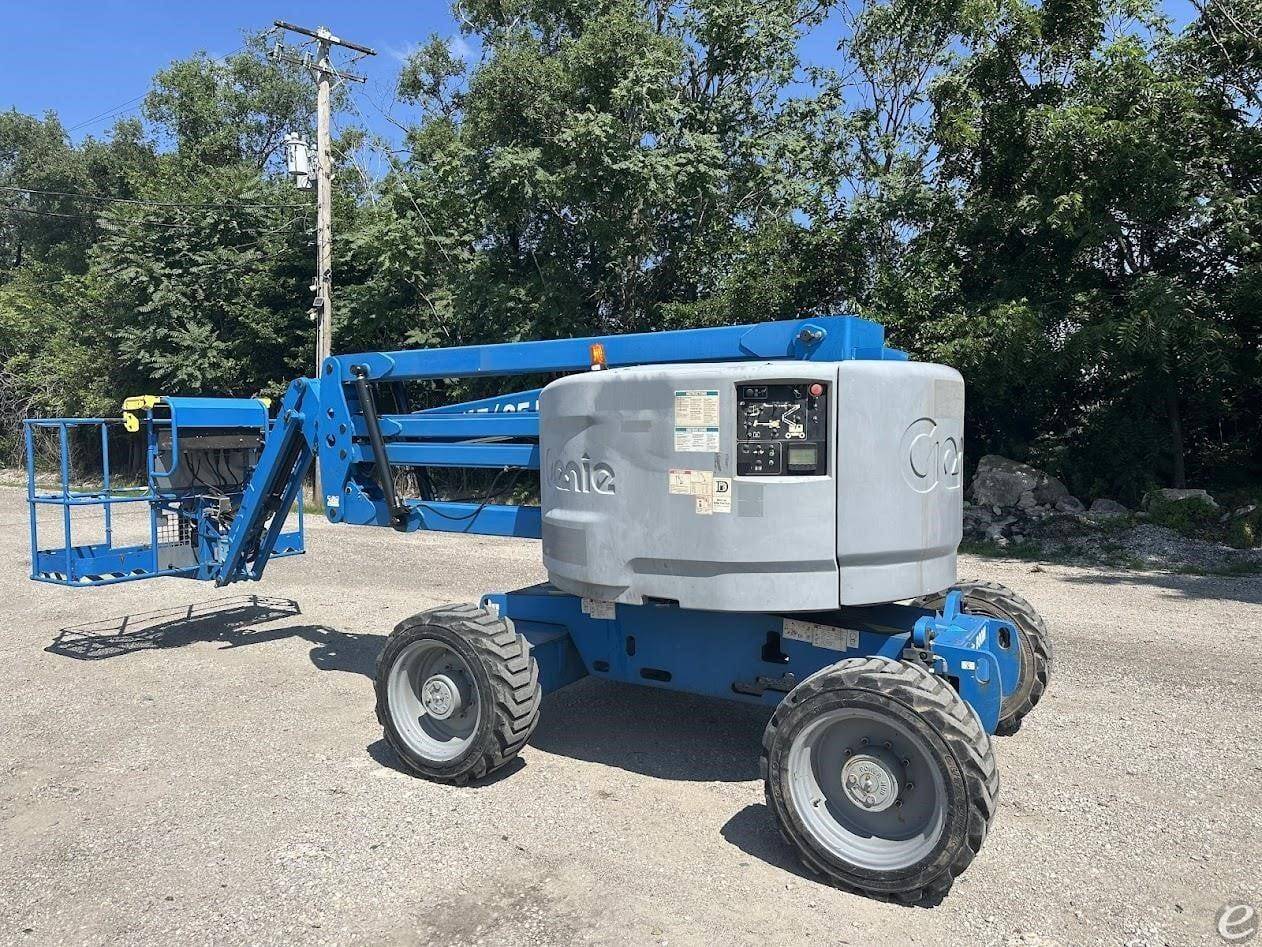 2015 Genie Z45/25J
