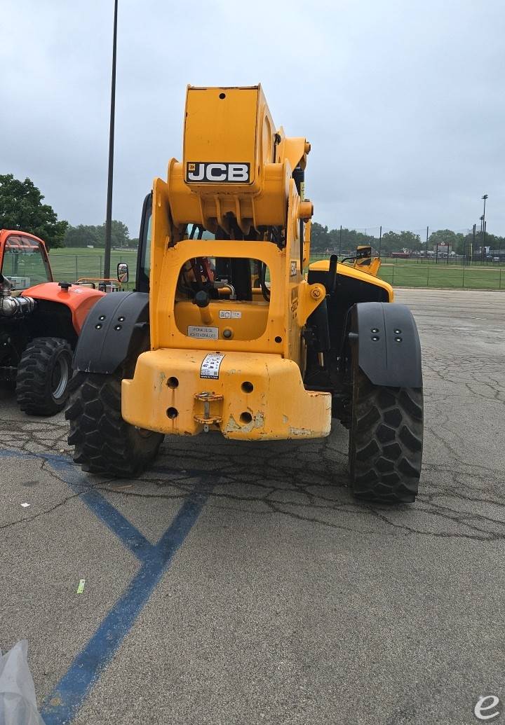 2019 JCB 510-56S