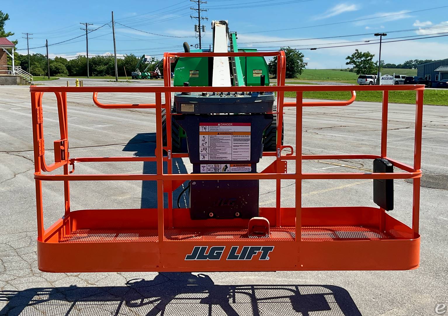 2018 JLG 800S