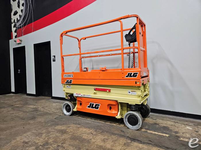 2019 JLG 1930ES
