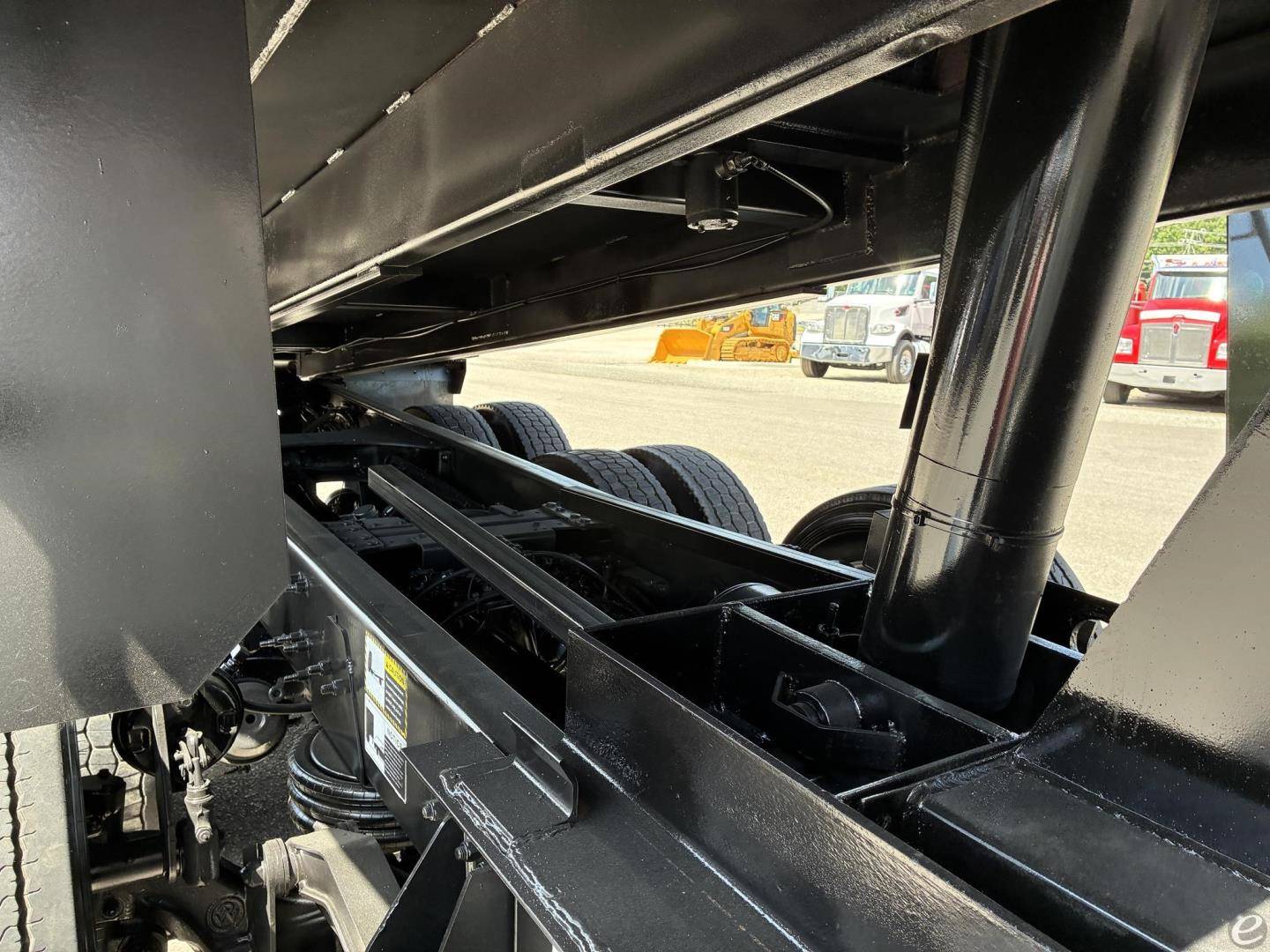 2020 Mack GRANITE 64FR