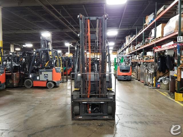 2011 Yale GLP060VXNSV106 LP Gas Forklift - 123Forklift