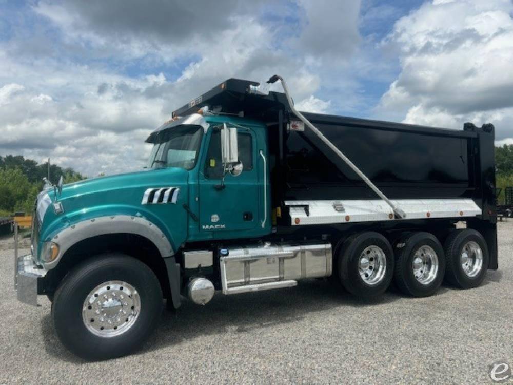 2018 Mack GRANITE GU713