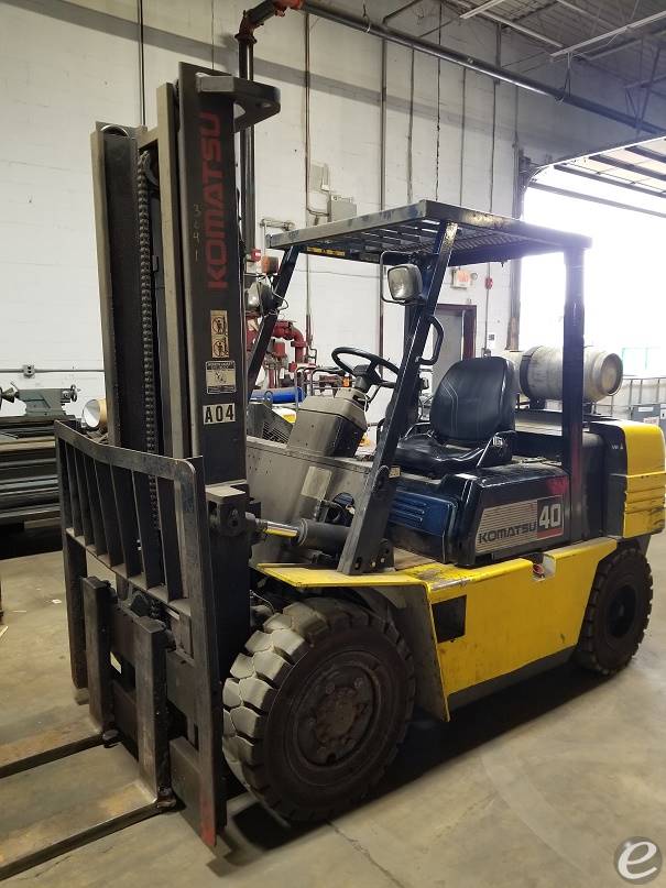 1990 Komatsu FG40ZT-5 LP Gas Forkli...