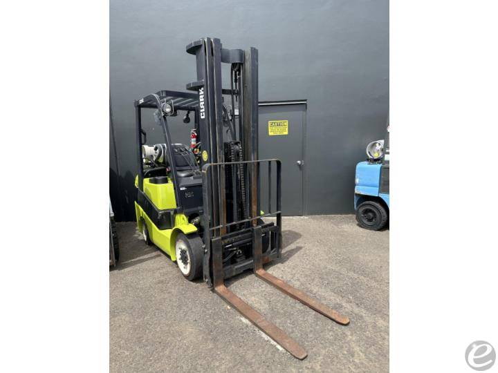 2012 Clark C25CL