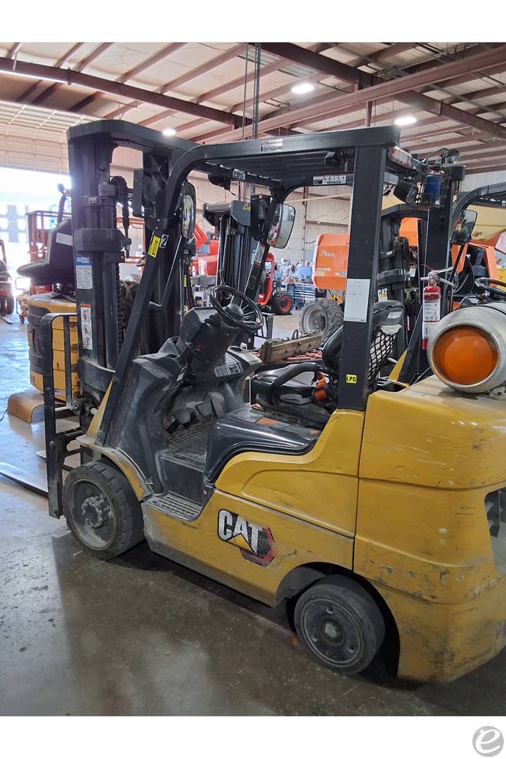 2020 Cat 2C6000