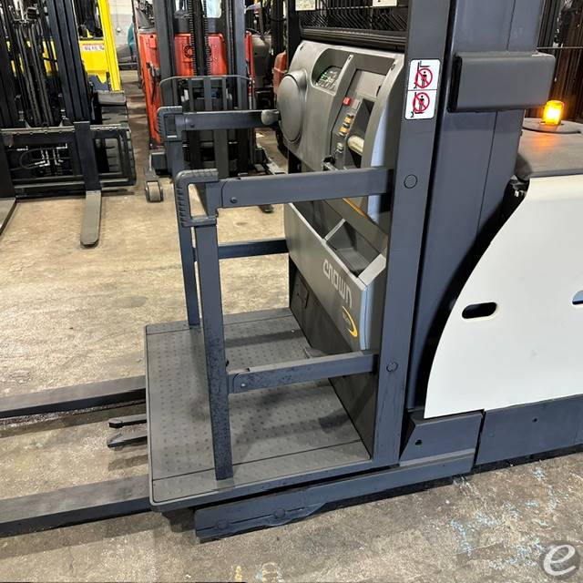 2018 Crown SP3520-30