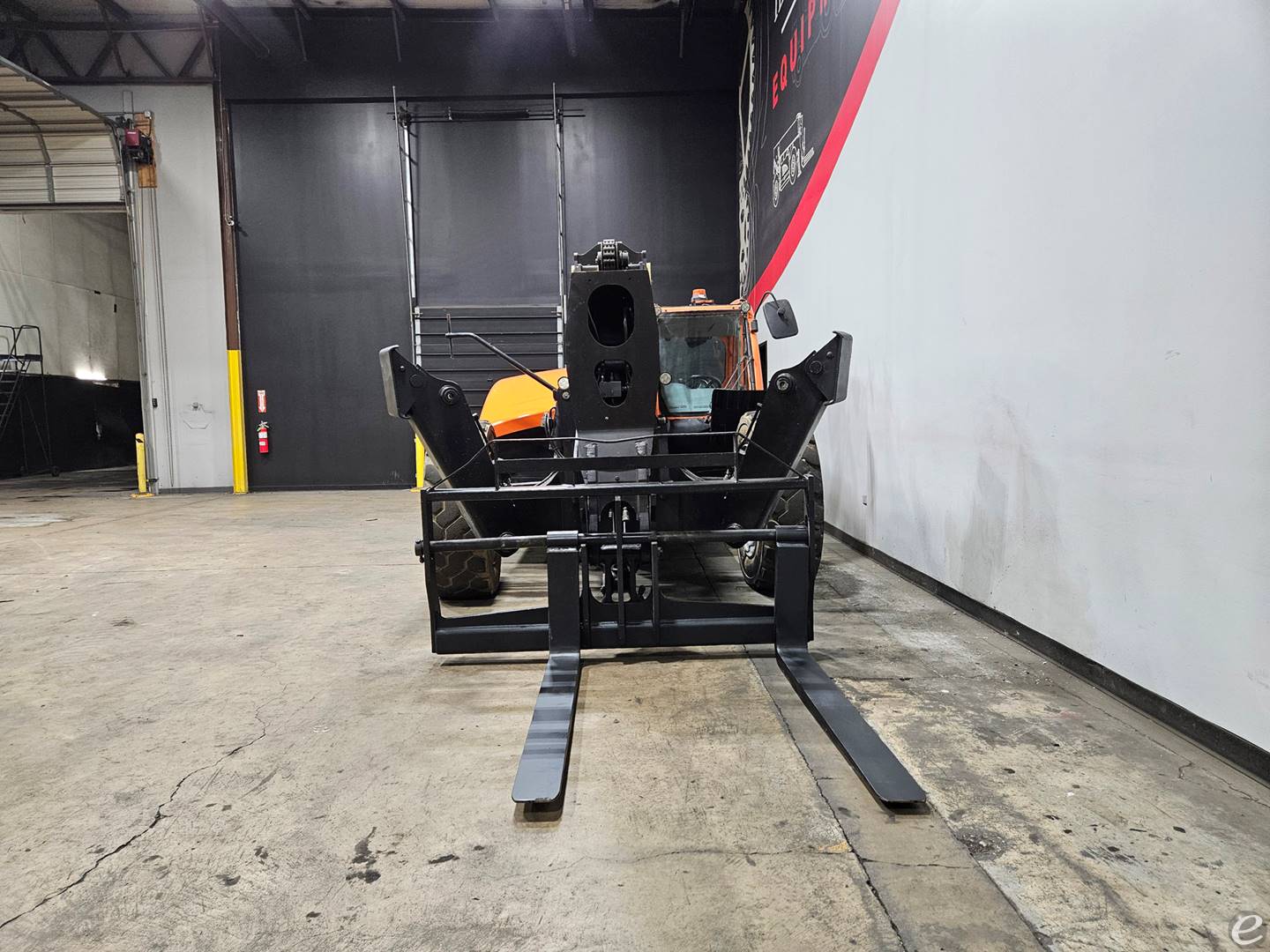 2020 JLG 1255