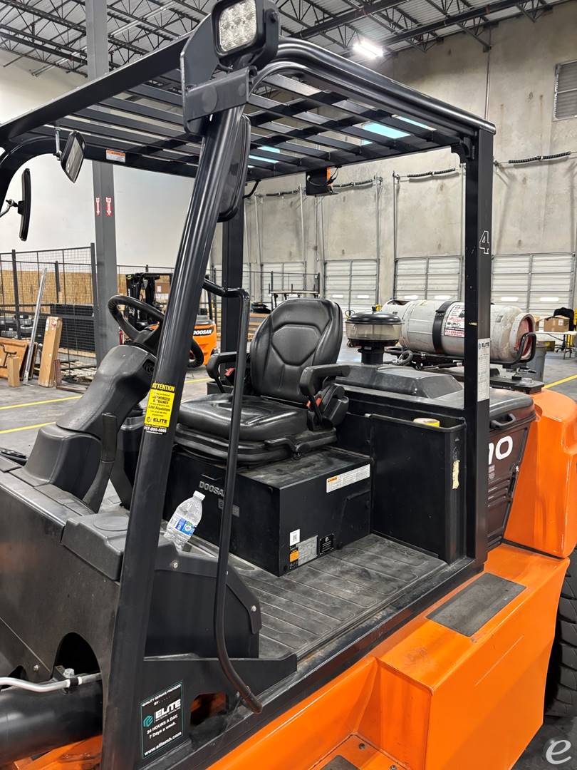2023 Doosan G70S-7