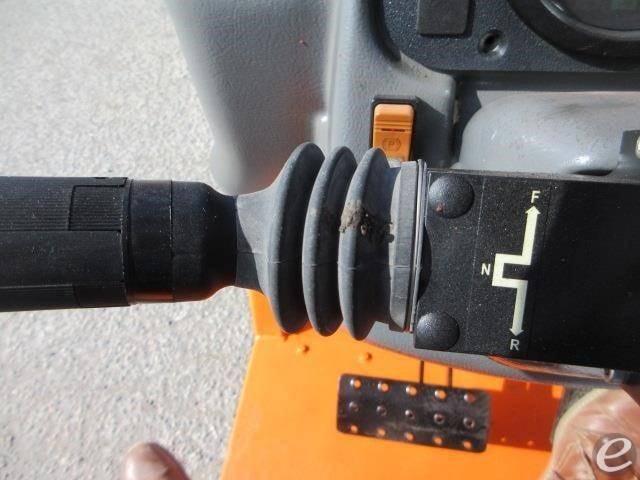 2017 JLG G5-18A