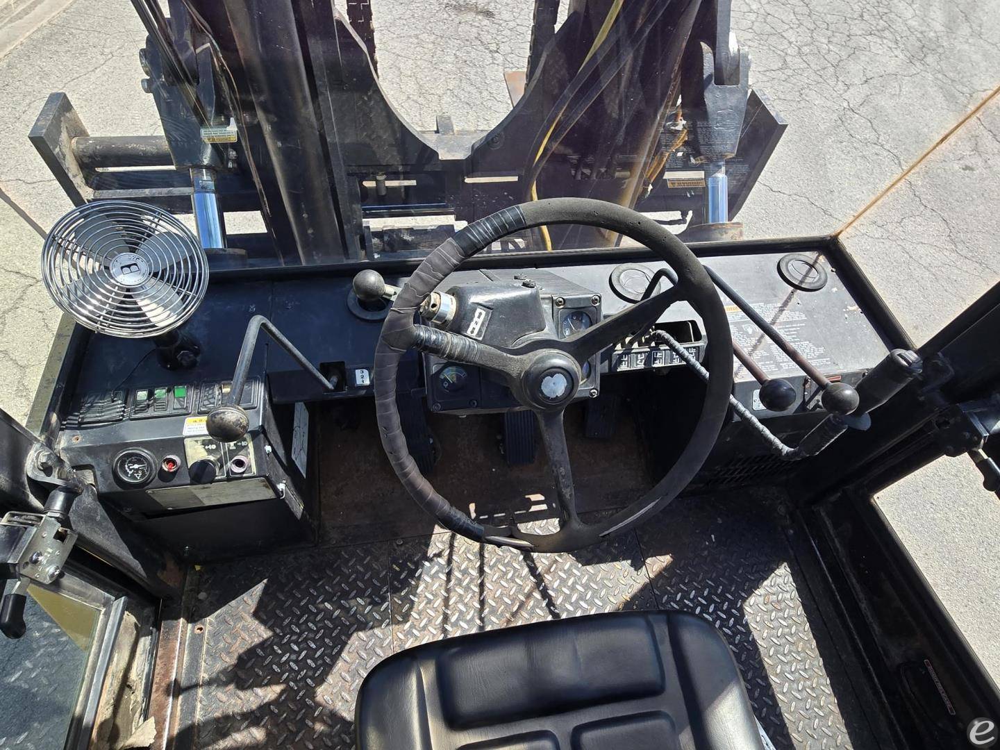 2000 Yale GDP230DA