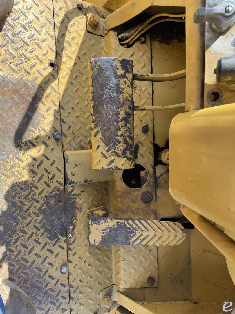 1972 Cat 518