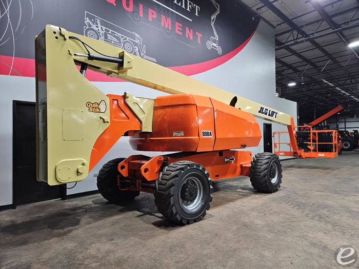 2012 JLG 800A