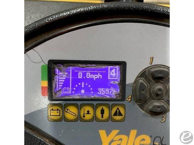 2019 Yale ESC040AD