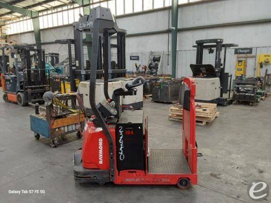2017 Raymond 3020