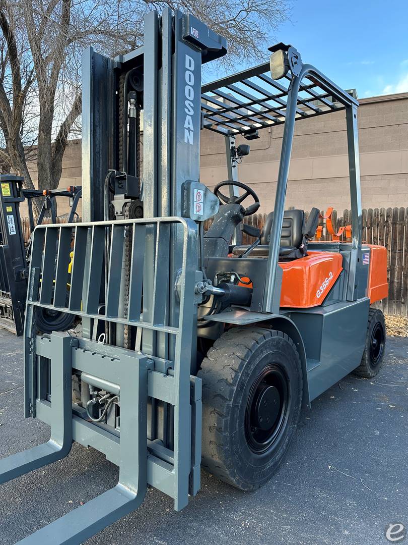 2007 Doosan G35S-2