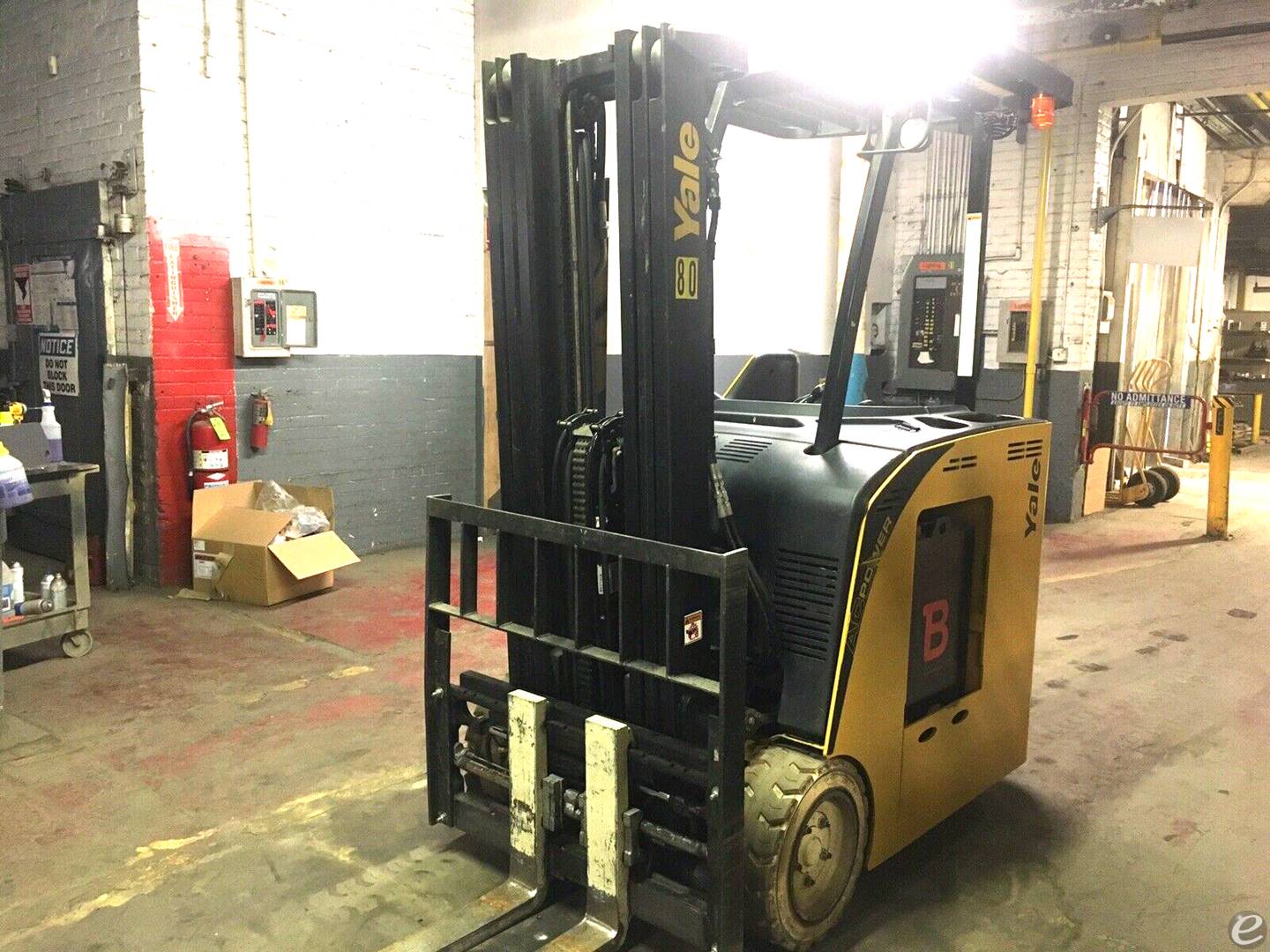 2014 Yale ESC030