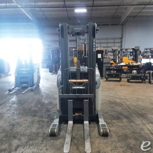 2019 Crown RR5725-45