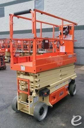 2007 JLG 2630ES
