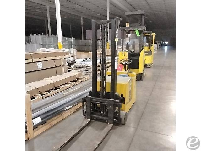 2013 Yale MCW030-E