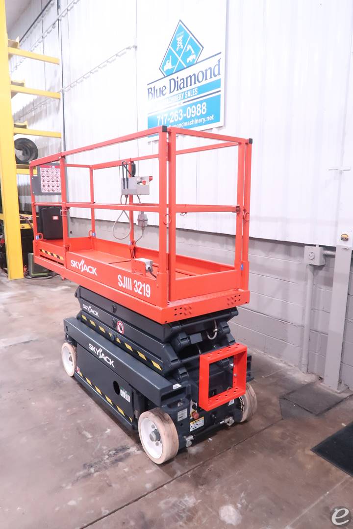 2015 Skyjack SJIII-3219