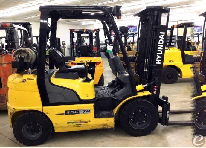 2016 Hyundai 25L-7A