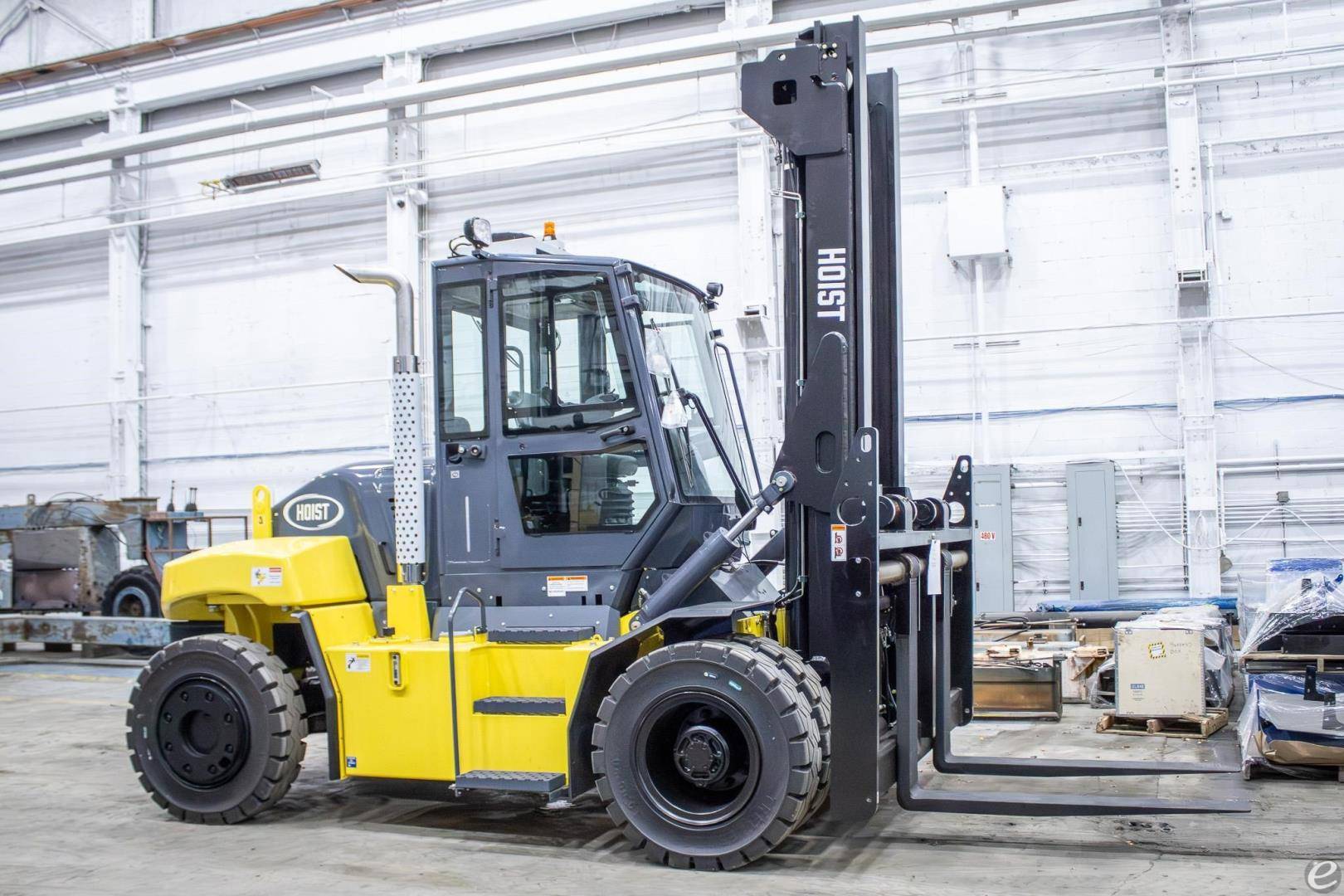 2022 Hoist Liftruck PV300