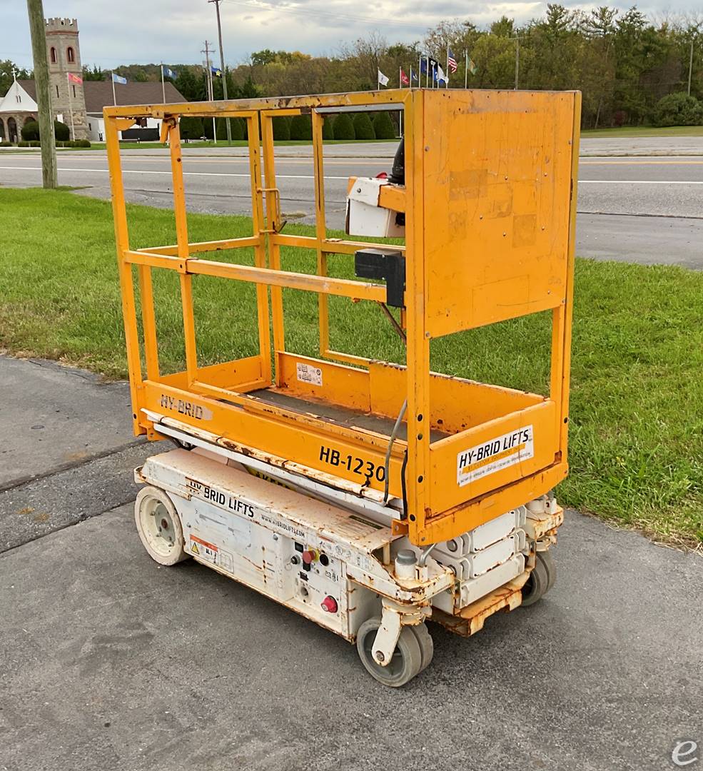 2016 Hy-Brid Lifts HB1230S3