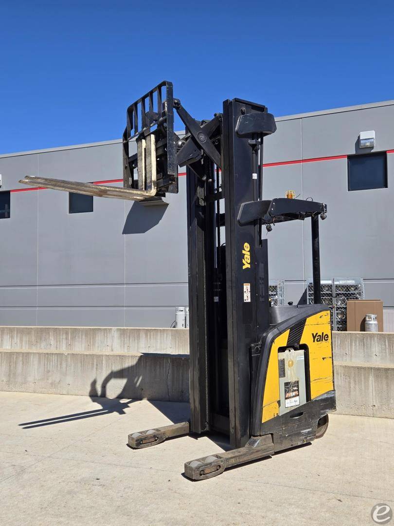 2022 Yale NR045EC