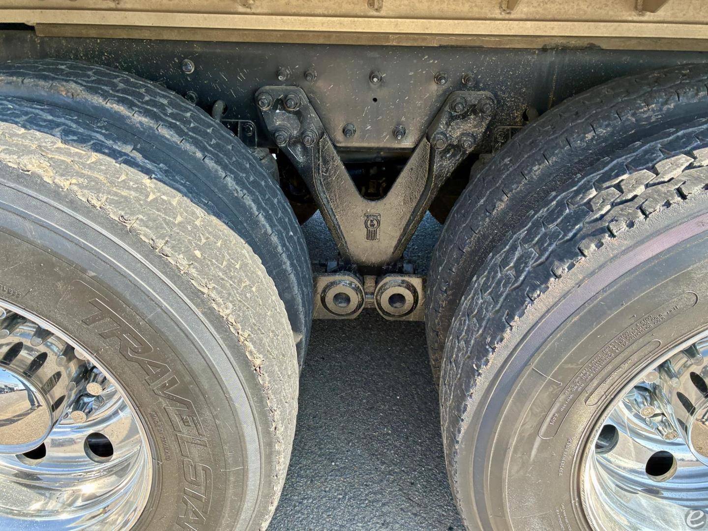 2020 Kenworth W990
