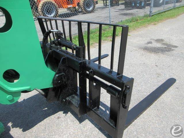 2017 JCB 510-56