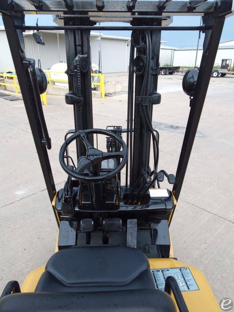 2002 Cat GC18K1