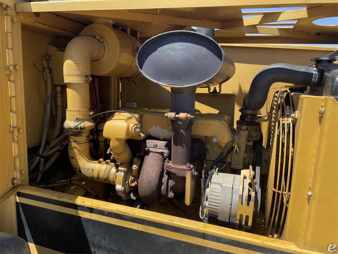 1990 Cat CP-433B