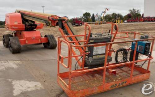 2019 JLG 660SJC