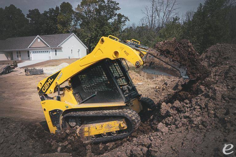 2026 Gehl VT320