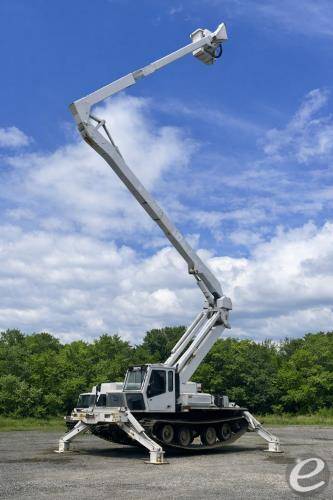 2008 VersaLift VST-9000-E100