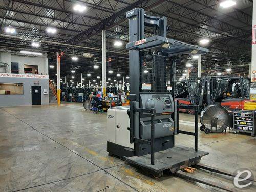 2014 Crown SP3520-30