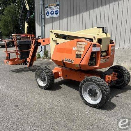 2017 JLG 340AJ