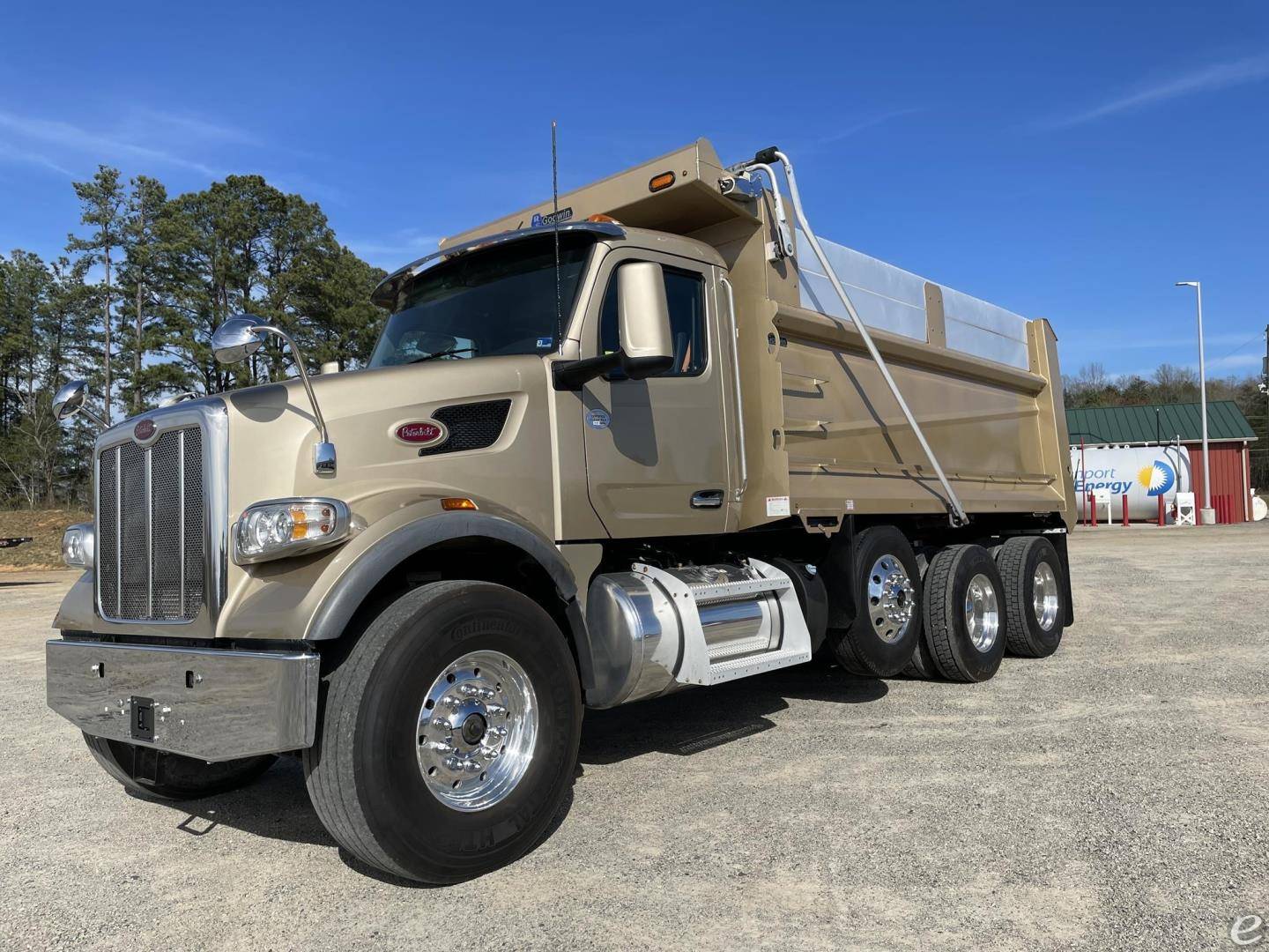 2024 Peterbilt 567