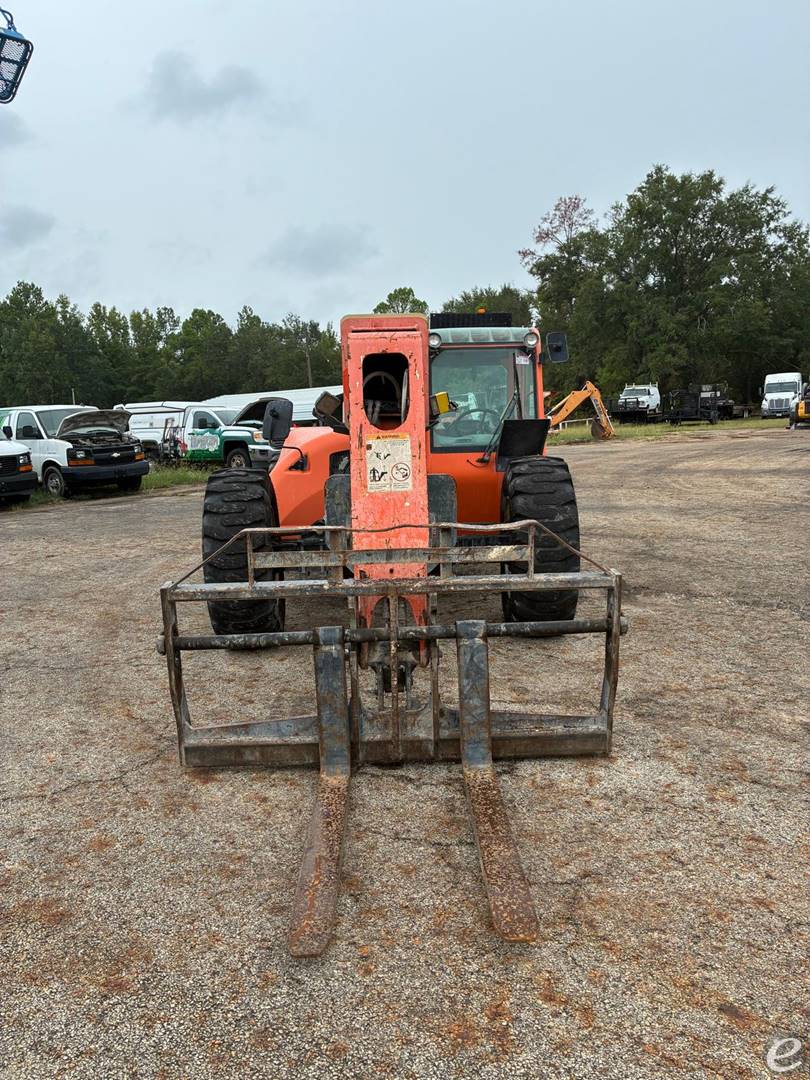 2011 JLG G9-43A