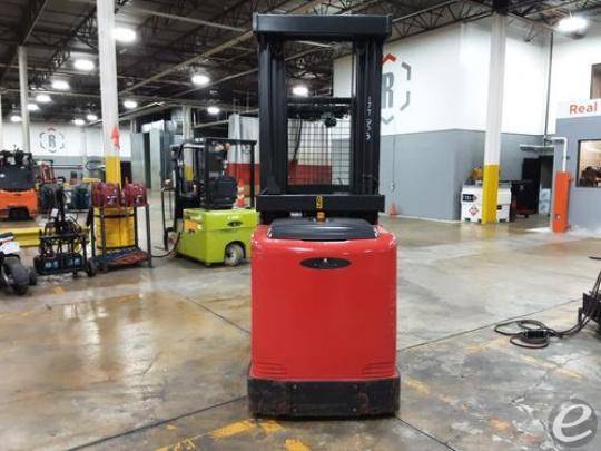 2000 Raymond EASI-OPC30TT Electric Order Picker - 123Forklift