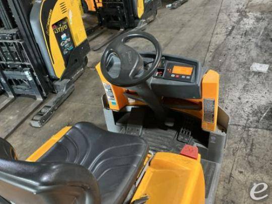 2021 Jungheinrich EZS 570 NA