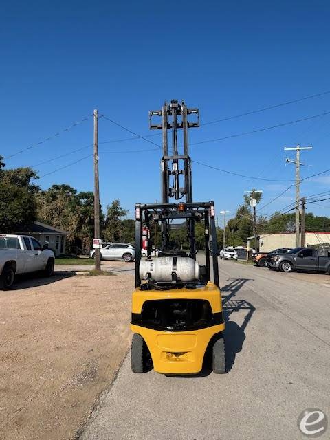 2018 Yale GLP050VXNEAE086