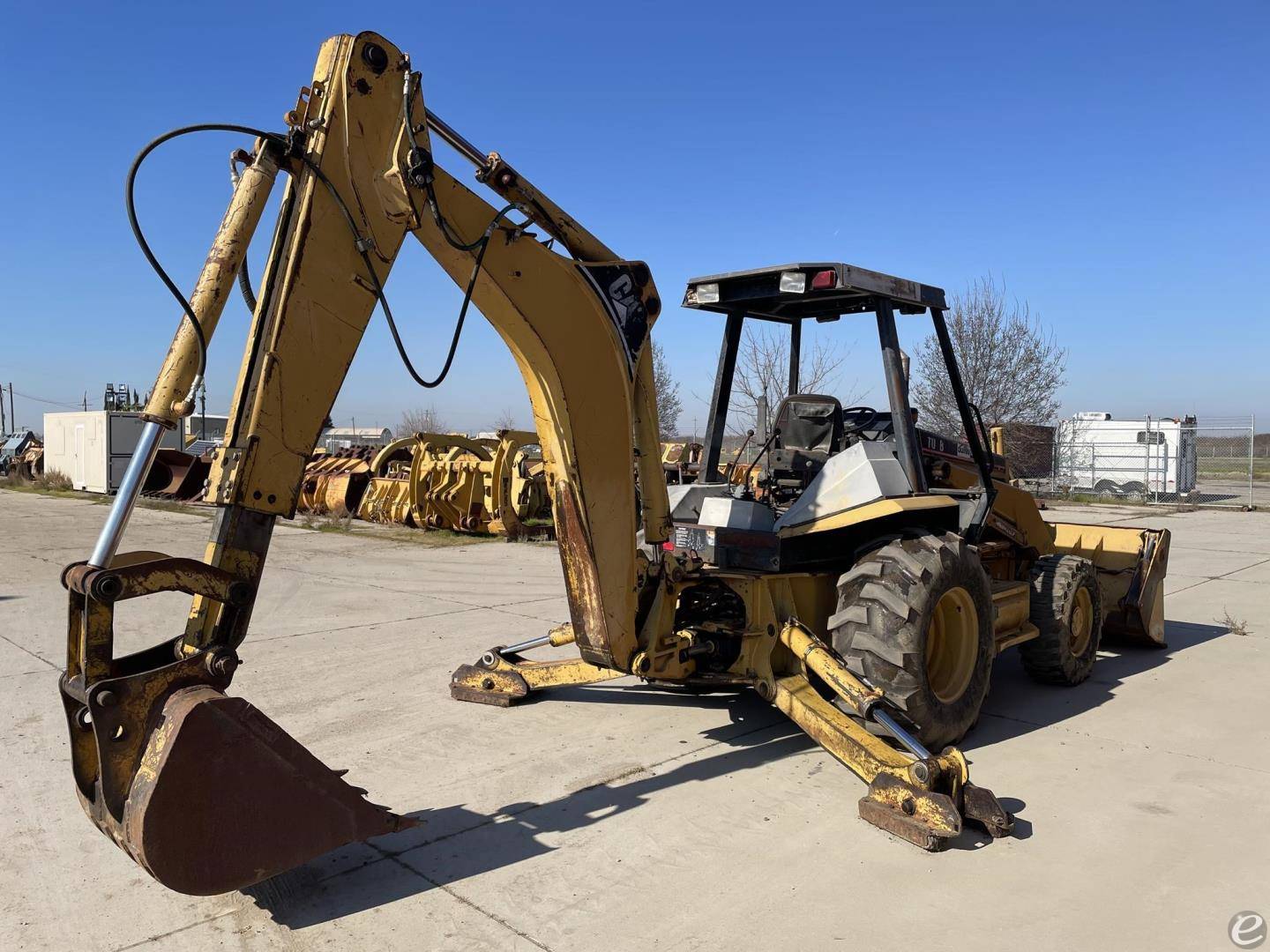 1996 Cat 416B